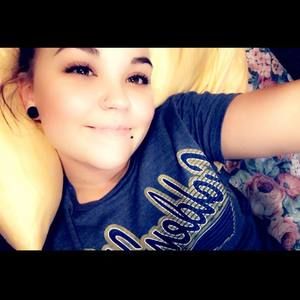 Meet your Posher, Alexis